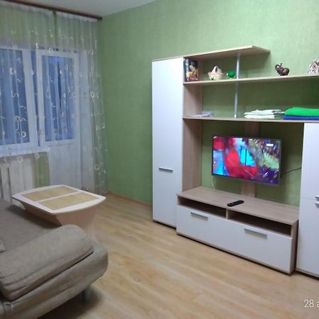 Apartment On Novo-Roslavlskaya 4 스몰렌스크 외부 사진