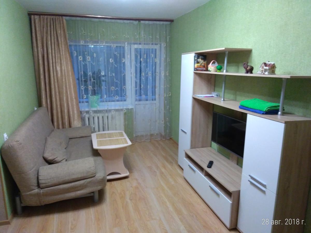 Apartment On Novo-Roslavlskaya 4 스몰렌스크 외부 사진