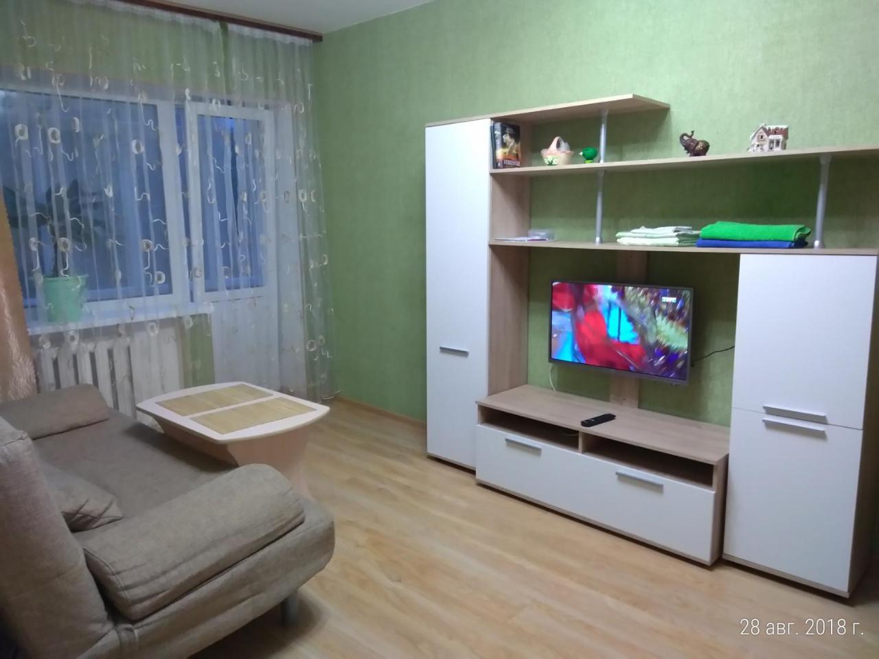 Apartment On Novo-Roslavlskaya 4 스몰렌스크 외부 사진